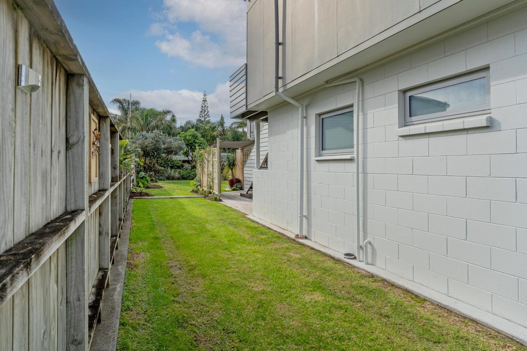 Coast Awhile - Whangamata Holiday Home Extérieur photo