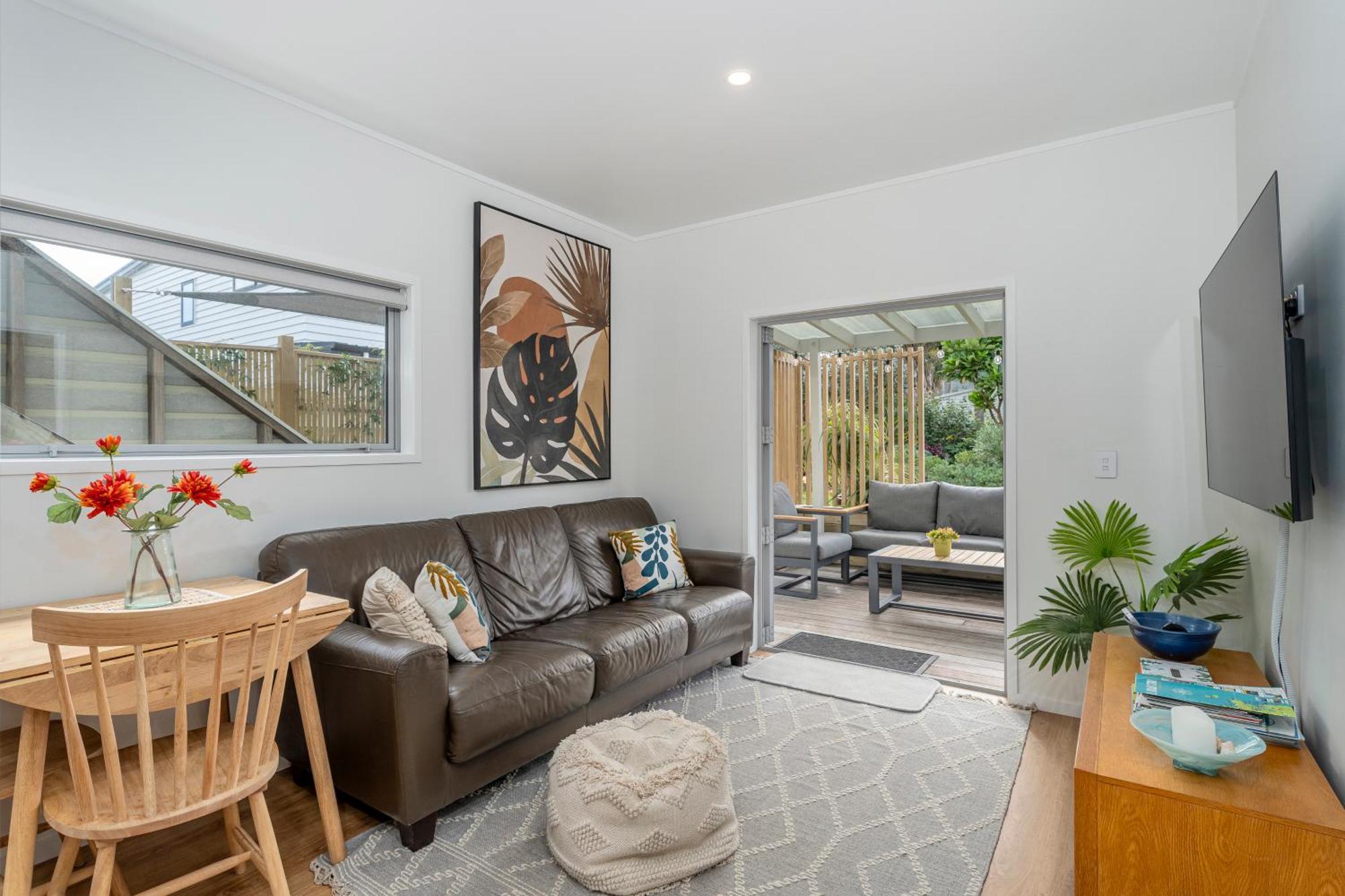 Coast Awhile - Whangamata Holiday Home Extérieur photo